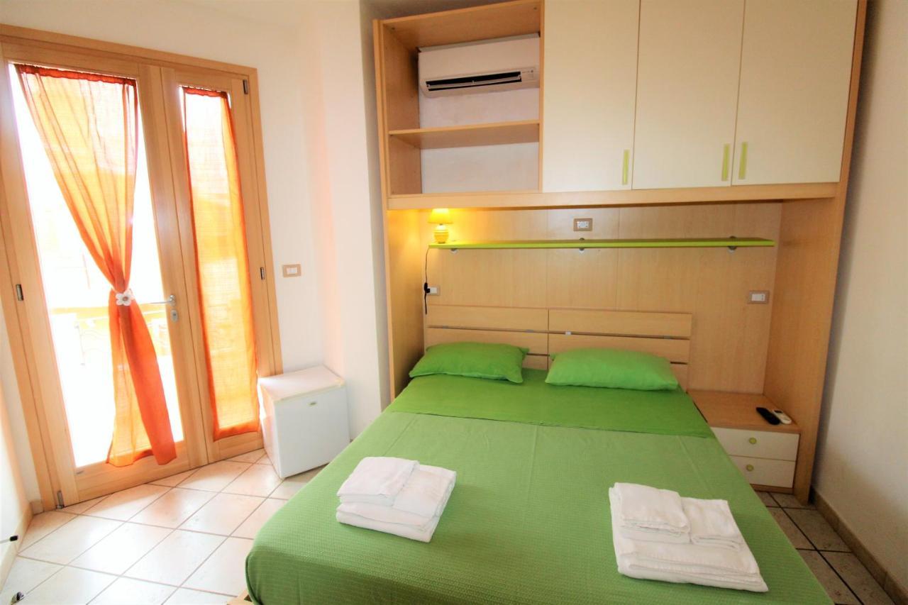 B&B Scoglio Di Pirro Climatizzato A 150 M Dalle Spiagge Salentine Torre San Giovanni Ugento Exteriér fotografie