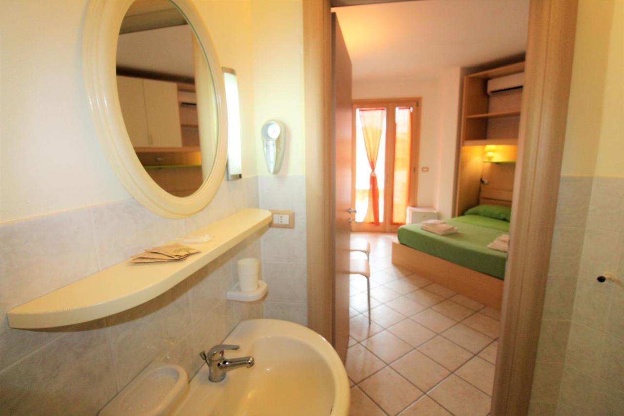 B&B Scoglio Di Pirro Climatizzato A 150 M Dalle Spiagge Salentine Torre San Giovanni Ugento Exteriér fotografie